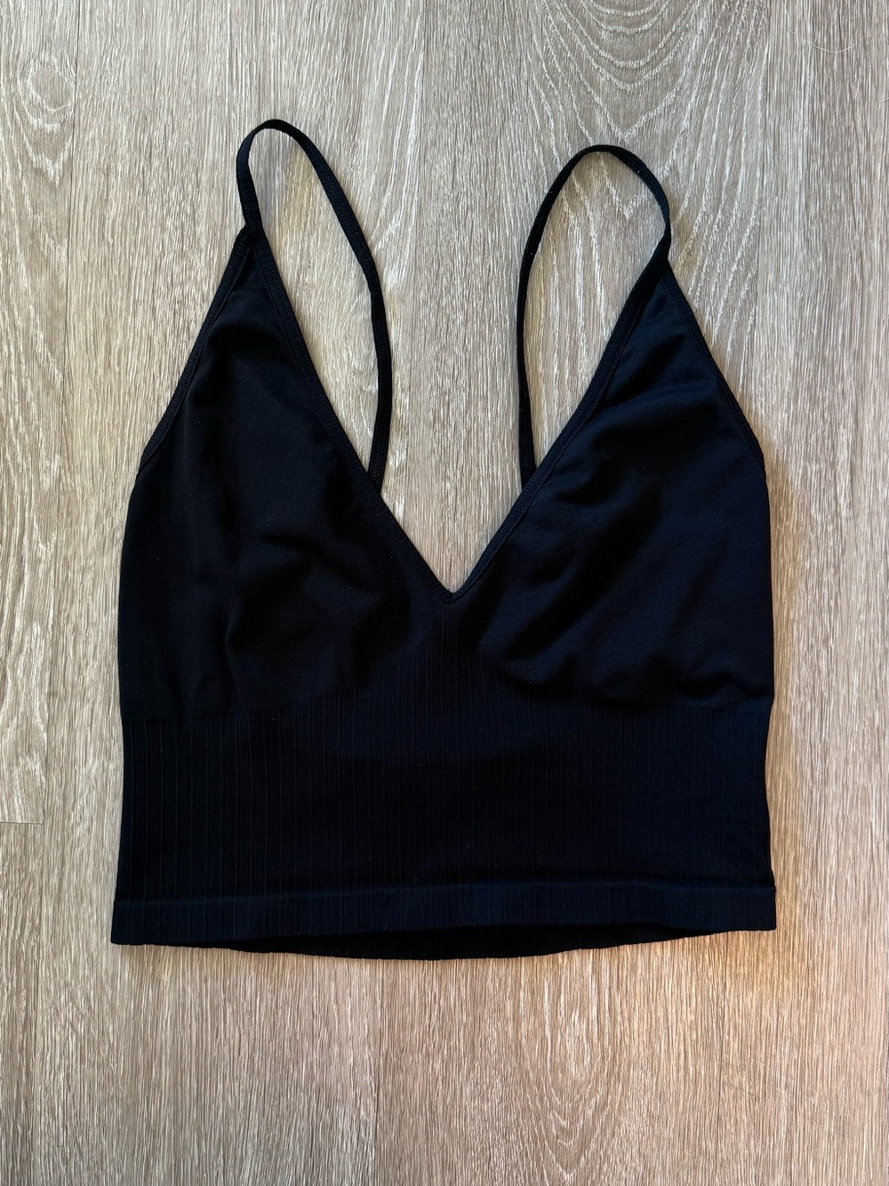 Free People Intimately Black Seamless V-Neck Brami Crop Tank XS/S